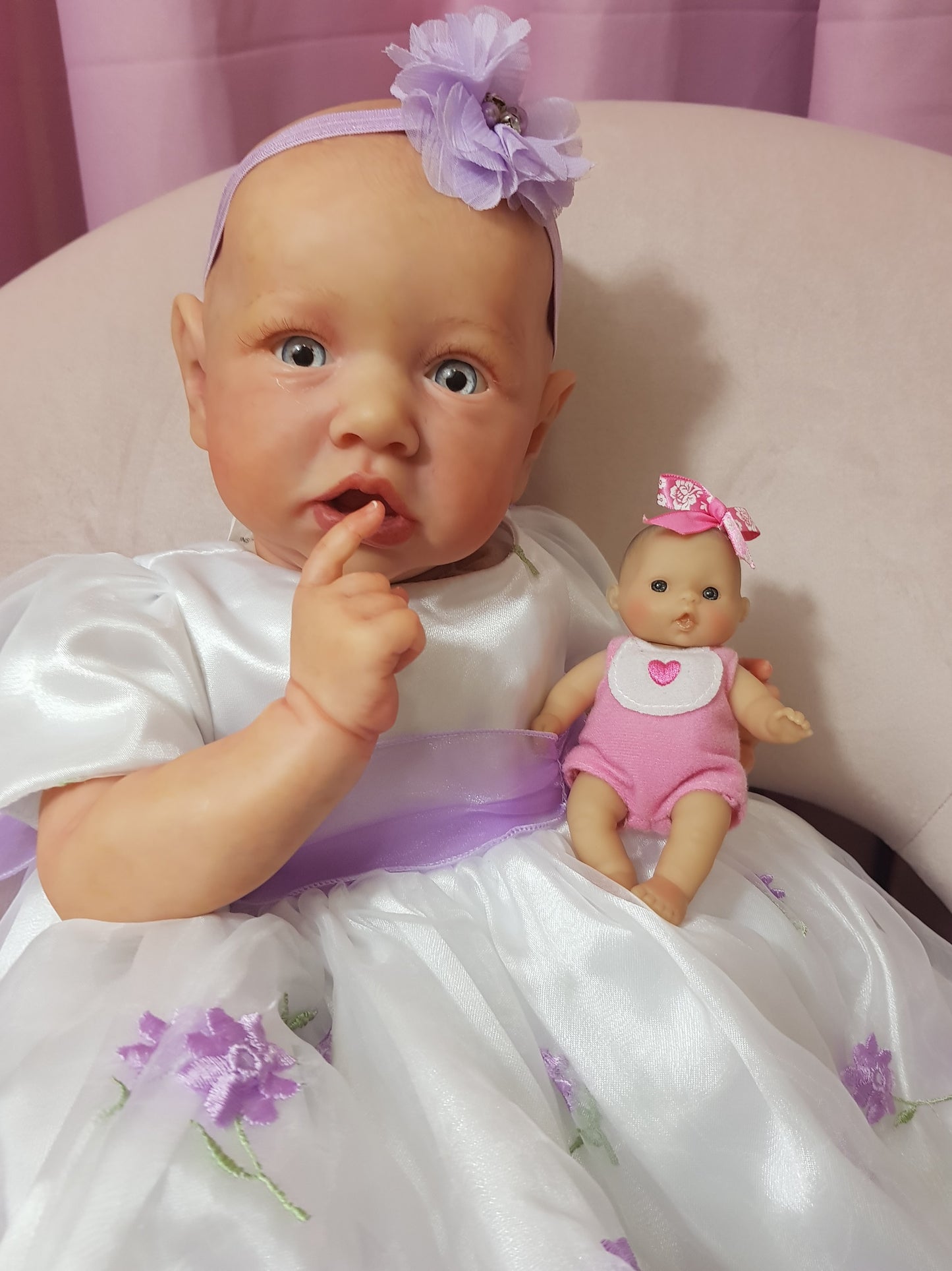 Saskia by Bonnie Brown 22.5" Unpainted Reborn Kit