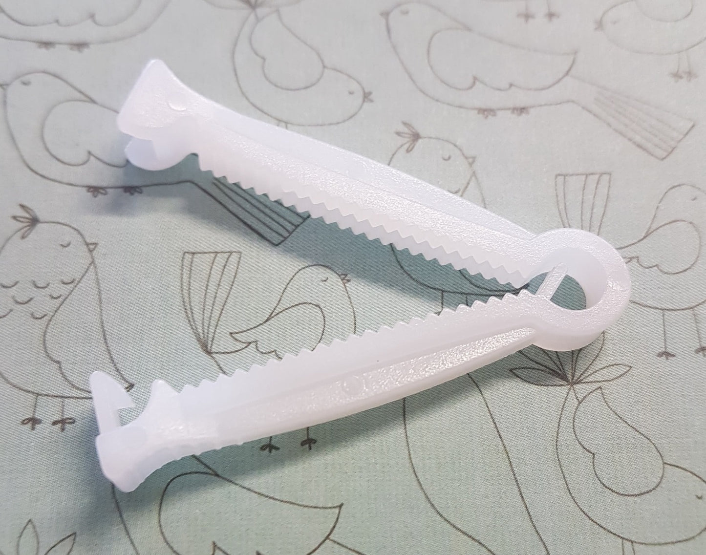 Genuine Hospital Baby Cord Clamp - Packet of 2 Photo Prop for Reborn