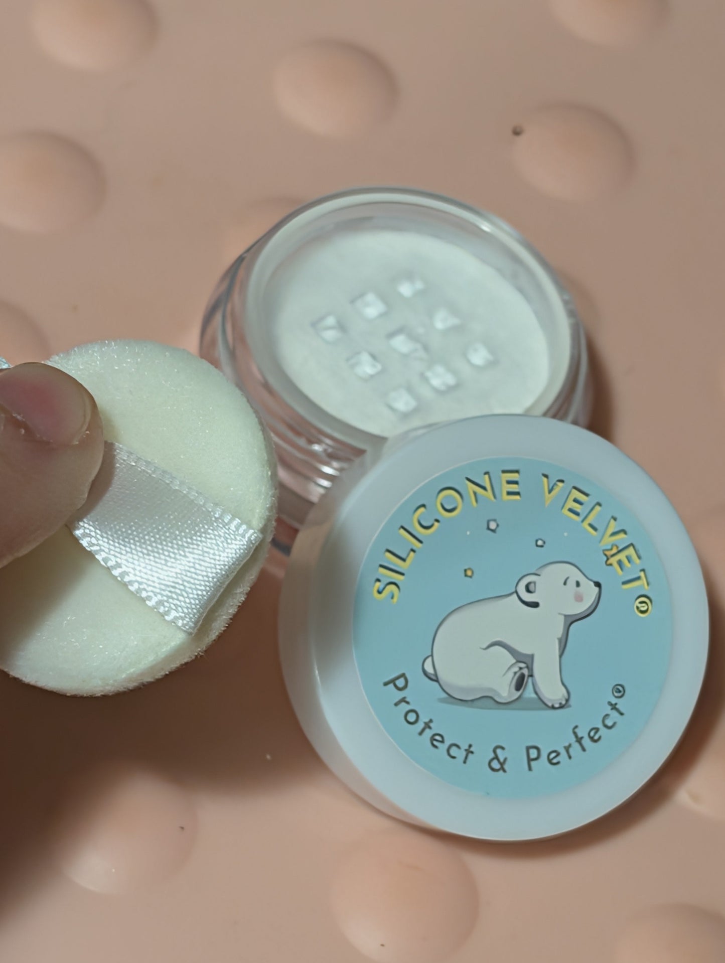 2gm Jar with Puff ~ Silicone Velvet ~ Matte Finishing Powder