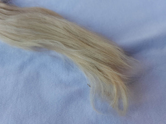 7gm Premium Creamy Blonde Straight Alpaca Magical Realism Tender Strands